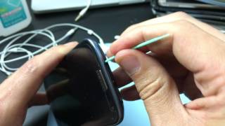 Simple Fix to HeadPhones Working on One Side or Only Works when Twisting Headphone Jack [upl. by Laks]