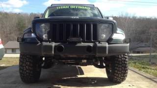 Jodys 2011 Jeep Liberty kk build [upl. by Xenos]