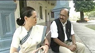 Walk The Talk Sonia Gandhi Aired February 2004 [upl. by Akeihsal]