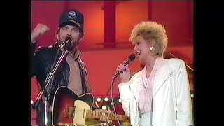 Tammy Wynette And Merle Haggard  Okie from Muskogee 1988 [upl. by Ameen272]