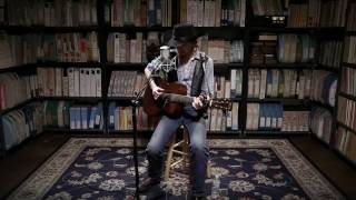 Colter Wall  Motorcycle  5162017  Paste Studios New York NY [upl. by Yhtorod]