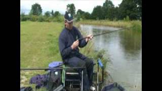 Fishing accessories  how a pole Pulla bung works [upl. by Yerfoeg913]