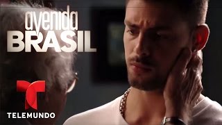 Avenida Brasil  Escena del Día 92  Telemundo Novelas [upl. by Sucul]