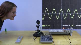 3C5570  Sounds on a Oscilloscope [upl. by Eiramnaej]