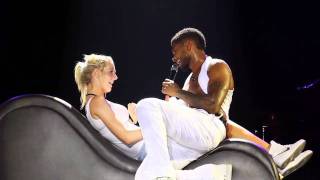 Usher OMG Tour  Pick Me [upl. by Siurtemed]