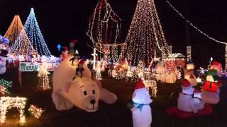 Light display at Amarantes Winter Wonderland in Dayville Ct [upl. by Erin]