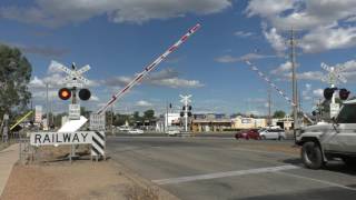 Level Crossing Wangaratta VIC Australia [upl. by Ytte]