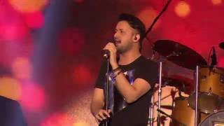 Atif Aslam live performance in Dhaka 29 may 2016 [upl. by Tristas458]