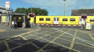 Birkdale Level Crossing [upl. by Nicoline991]