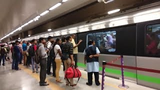 Bangalore Metro  Jampacked train arriving at Majestic Interchange [upl. by Eneles]