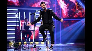 DarasalAitebaar  Atif Aslam Live at Hum Style Awards 2017 HD [upl. by Vladamar]