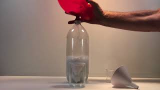 Capture CO2 from Baking Soda and Vinegar [upl. by Leinad]