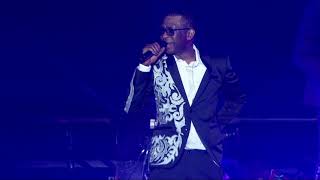 Youssou Ndour  YONOU DEUG  VIDEO BERCY 2017 [upl. by Isabelita32]