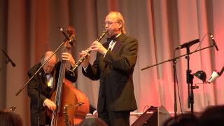 Chris Barber  Philharmonie Essen  Bert Brandsma solo Klarinette spielt Wildcat Blues [upl. by Corbin846]